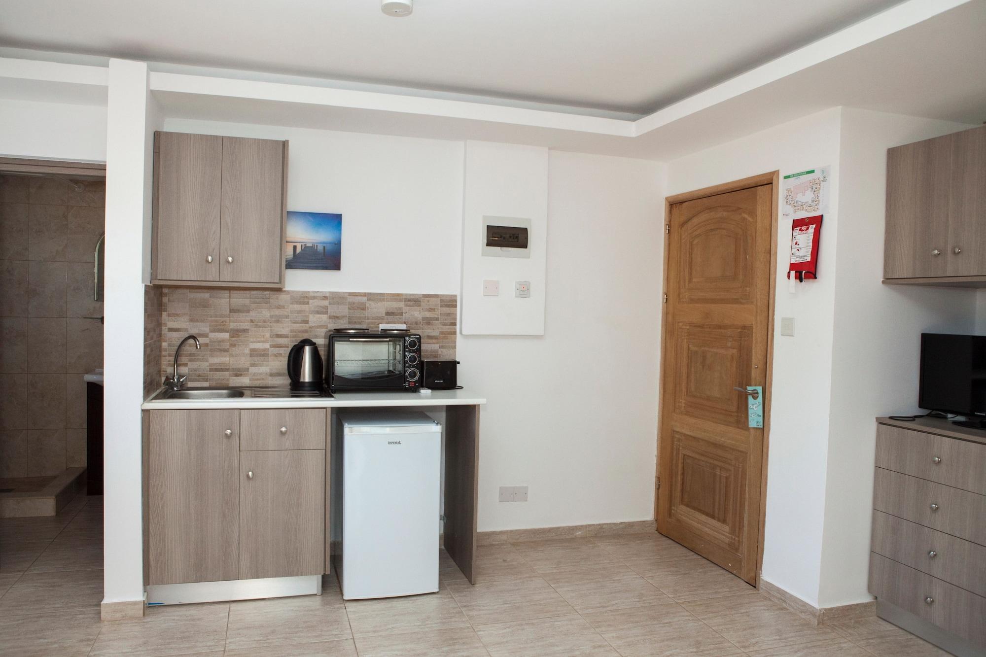 Alecos Hotel Apartments Paphos Exterior foto