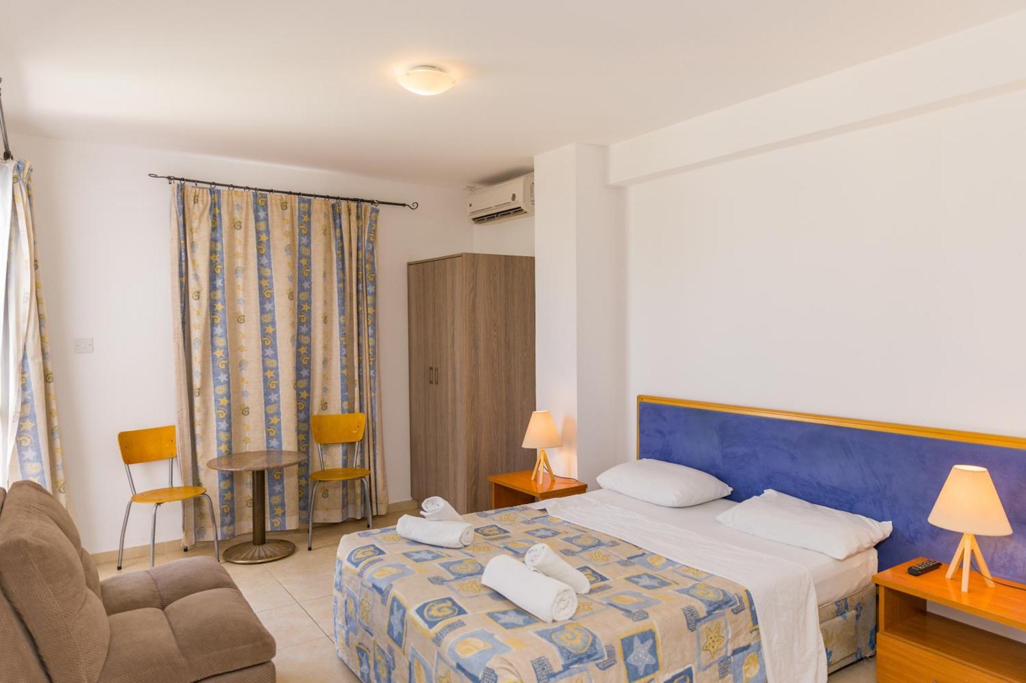 Alecos Hotel Apartments Paphos Exterior foto
