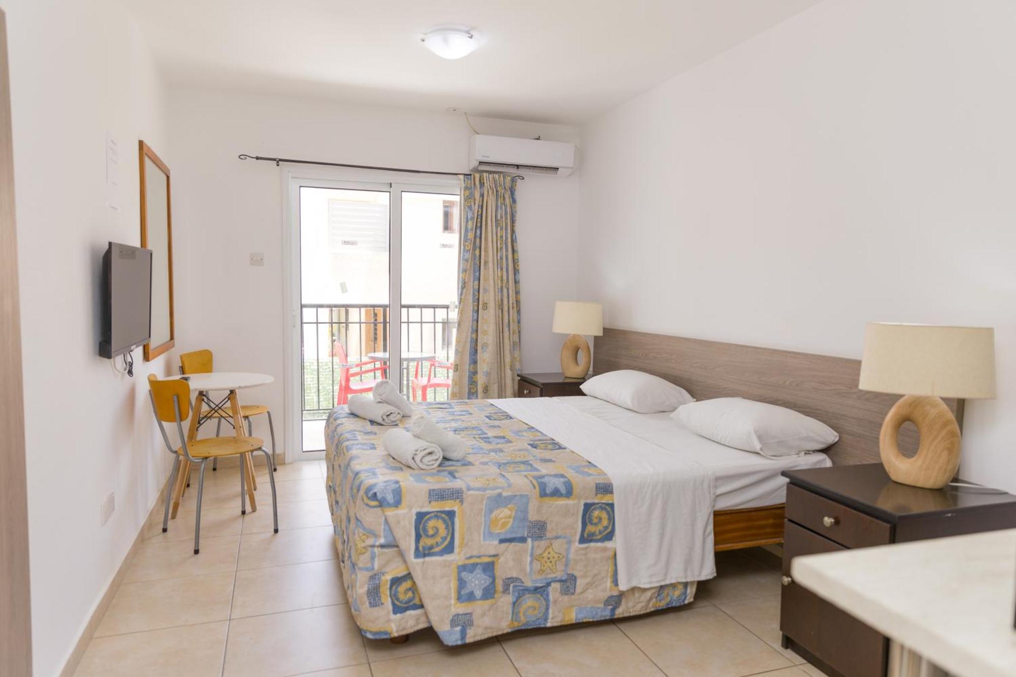 Alecos Hotel Apartments Paphos Exterior foto
